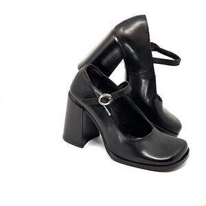 Chic 90s Vintage Mary Jane Block Heel Mademoiselle